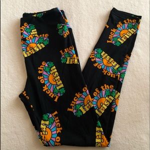 🆕LuLaRoe Leggings Luck of the Irish ☘️ designed One Size Fits 0-6